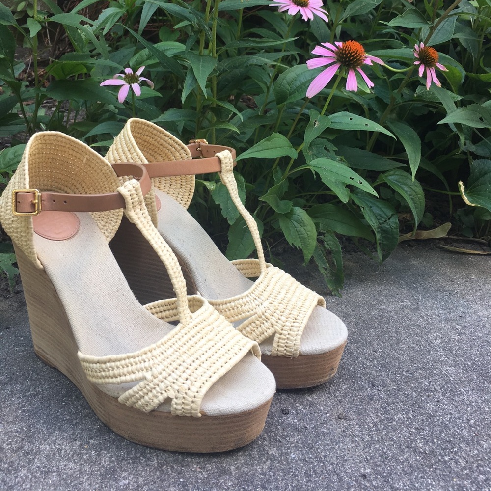 Stunning Tory Burch Wedges