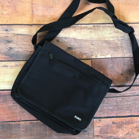 Echo Handbags - ECHO messenger bag