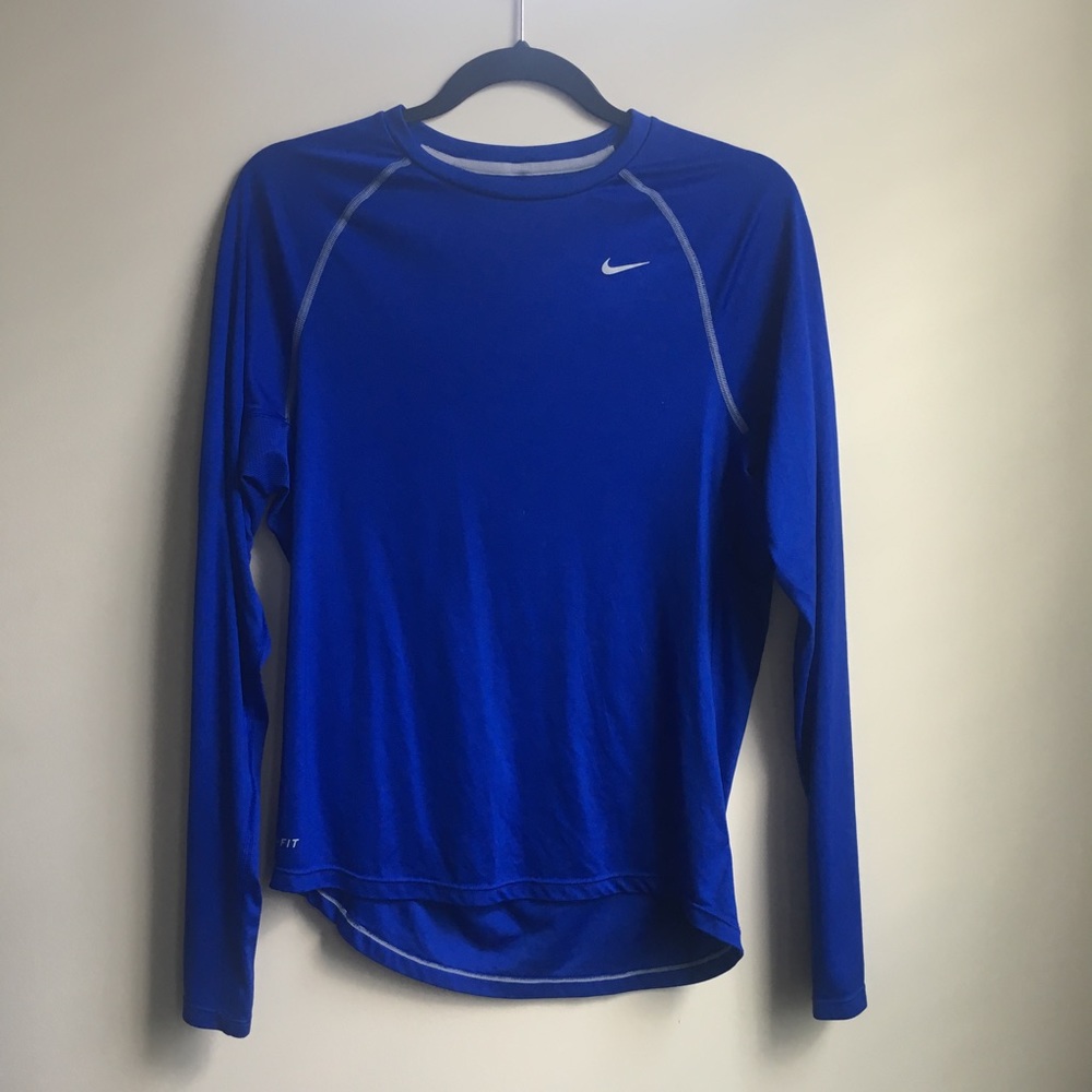 Nike drifit tee