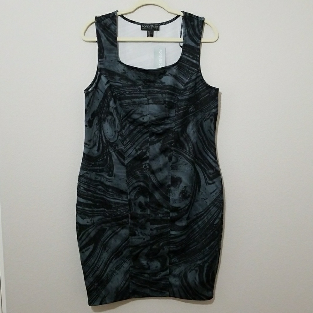 F21 body con dress