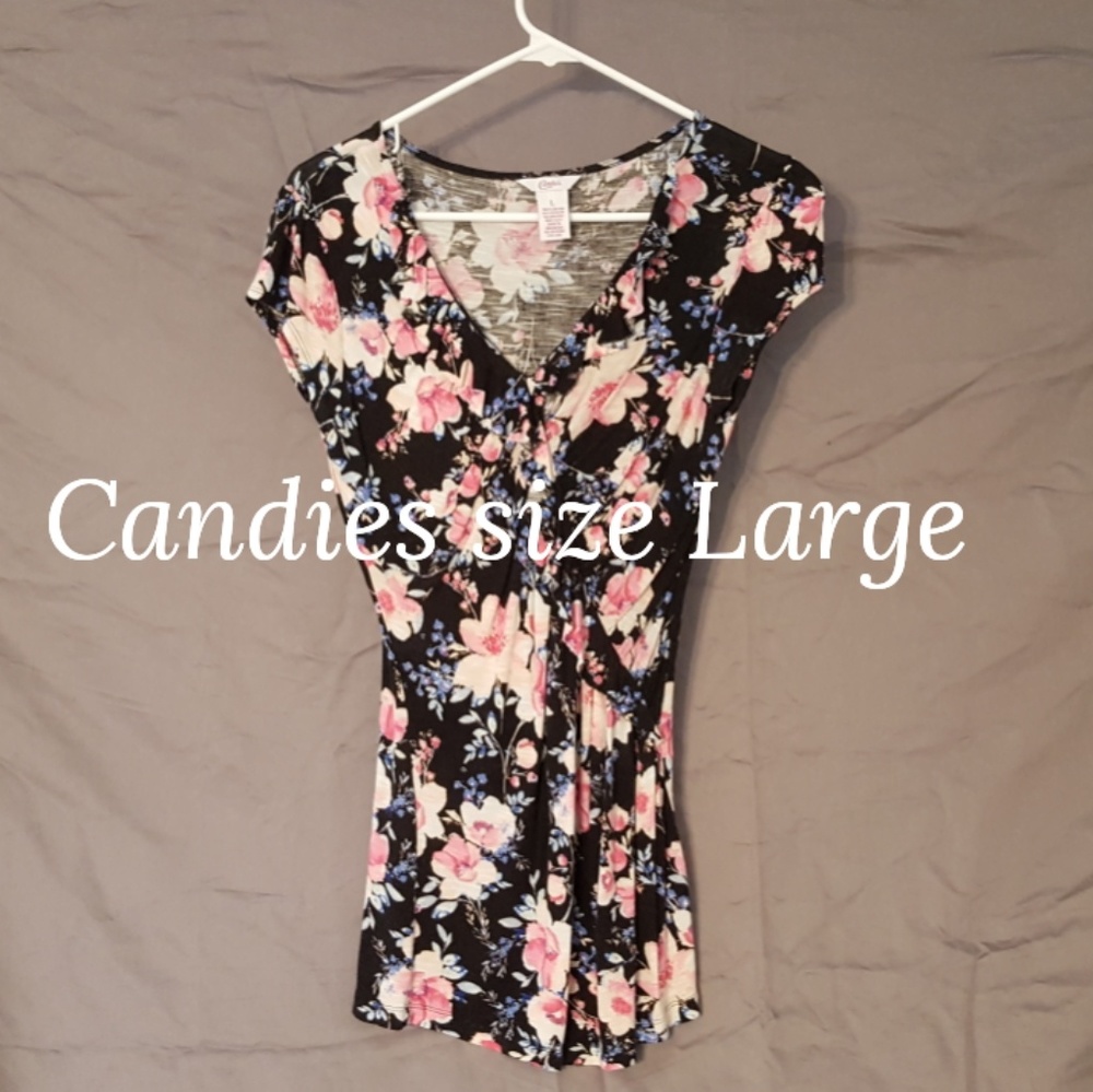 Candies brand casual top size large