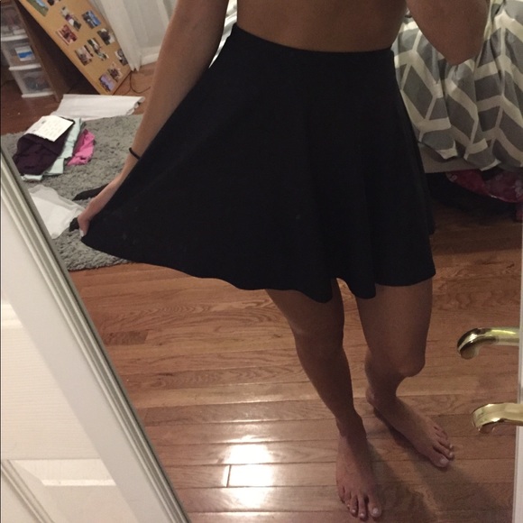 Dresses & Skirts - MINI CIRCLE SKIRT