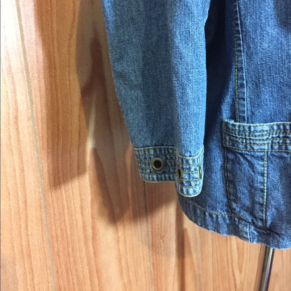 Jean Jacket - Picture 2 of 3