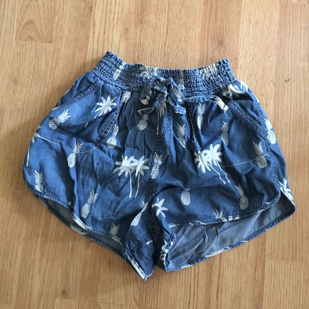 Pineapple shorts