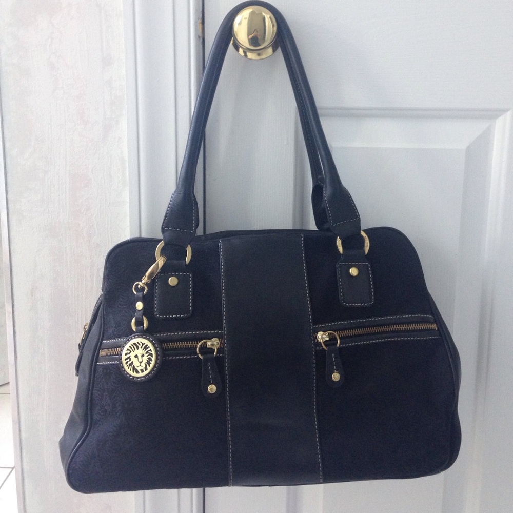 ANNE KLEIN BLACK LEATHER/FABRIC HANDBAG