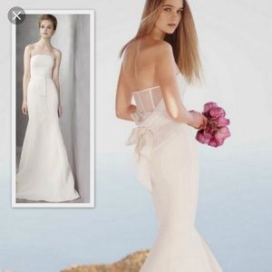 Vera Wang Wedding Gown
