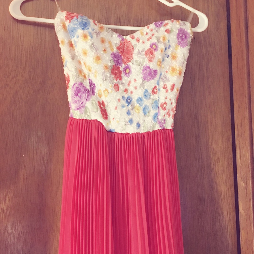 Forever 21 summer dress - Picture 2 of 2