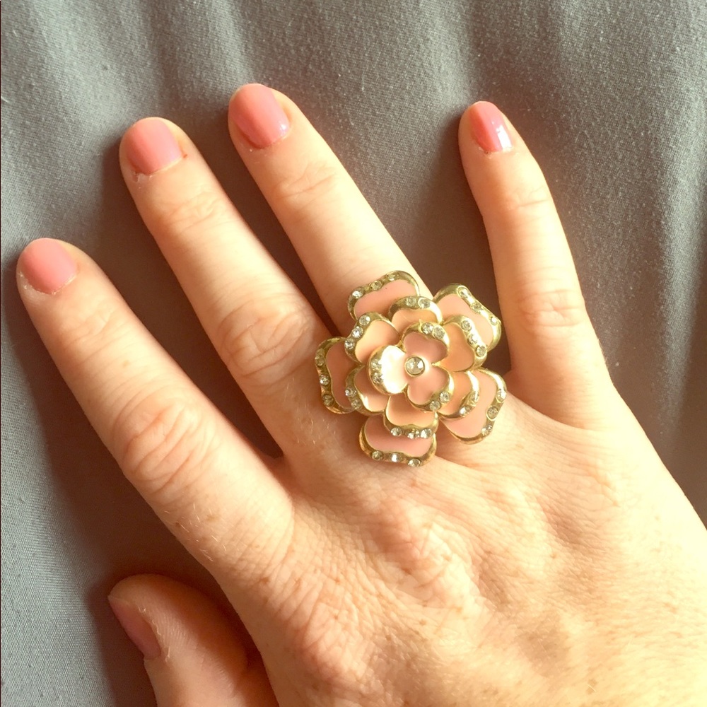 Pink flower ring