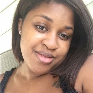 Meet your Posher, Jalisa