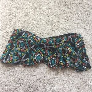 Nollie bra/cropped shirt