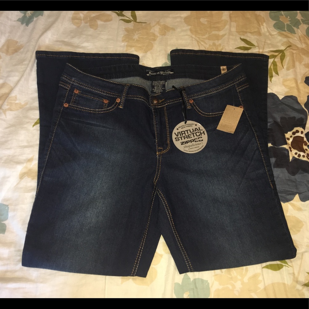 NWT! Torrid Jeans size 18