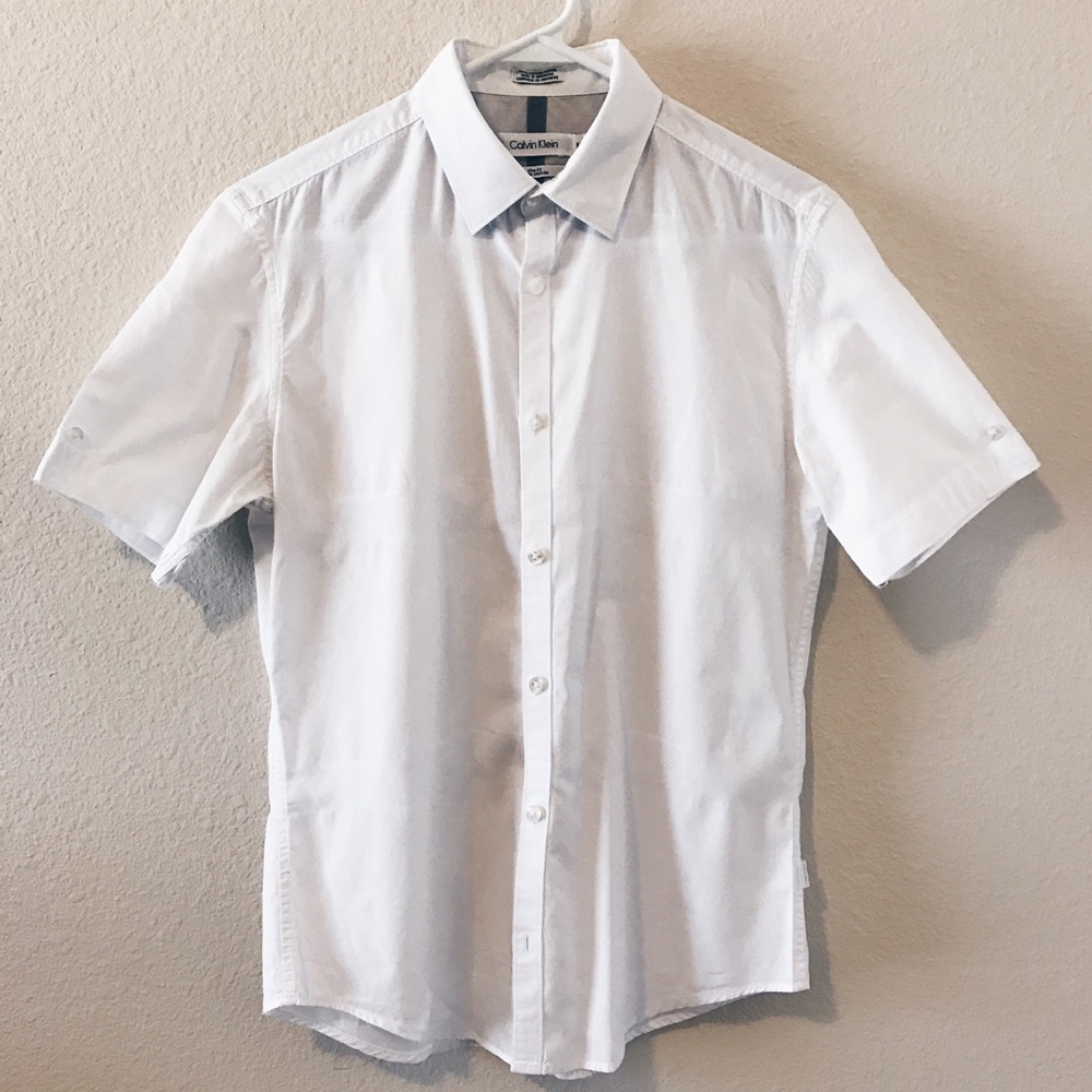 MENS Calvin Klein Short Sleeve Dress Shirt (S)