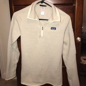 women's size S  cream patagonia pull over