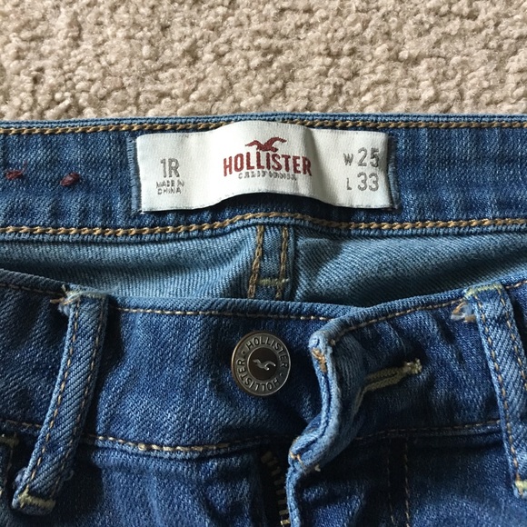 Hollister Straight Cut Jeans size 1 (25w) regular! - Picture 2 of 4