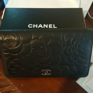 Chanel camelia wallet