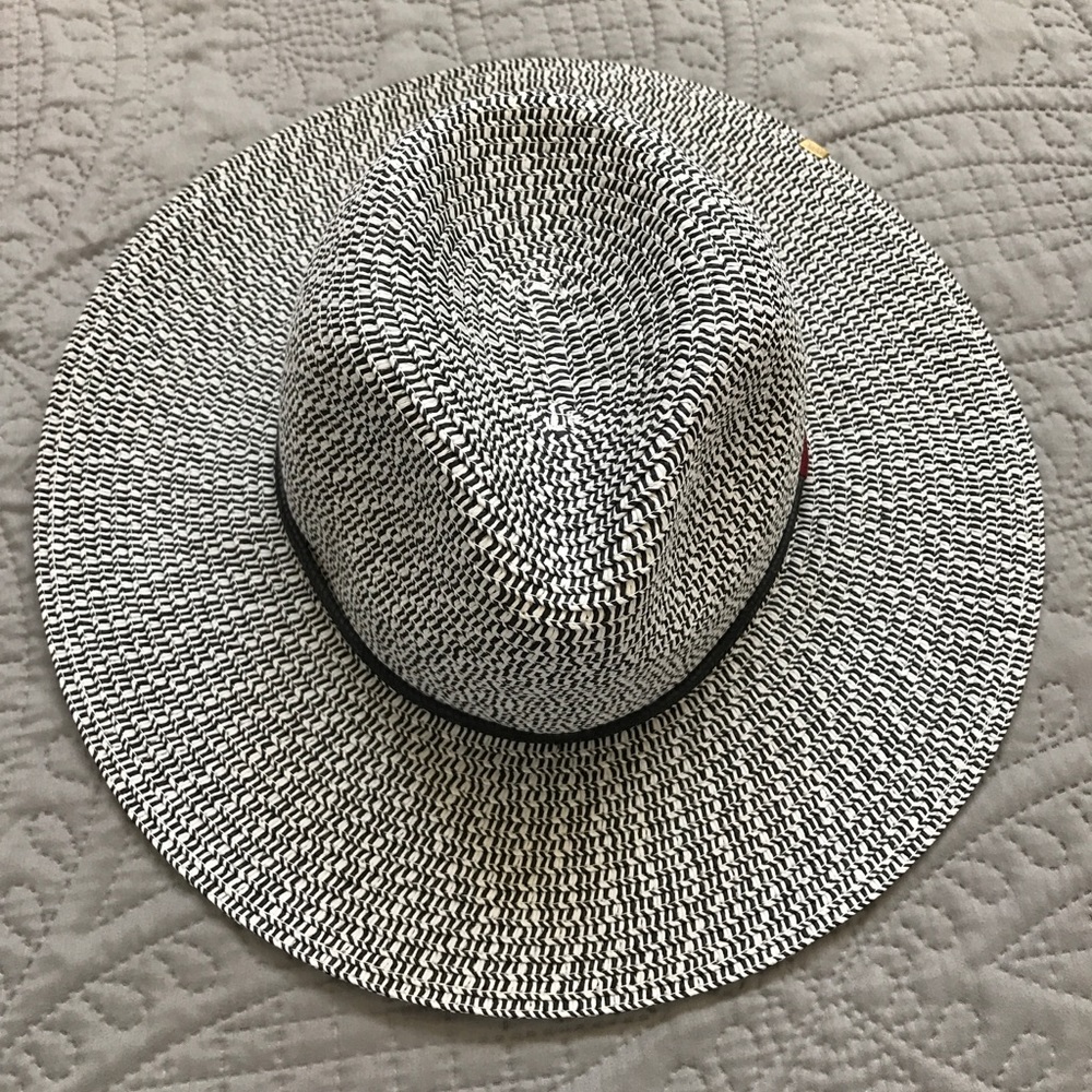 Abercrombie adorable Sun Hat! NWT
