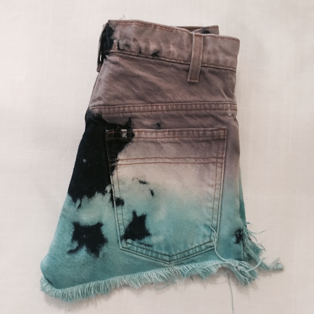 LF Shorts