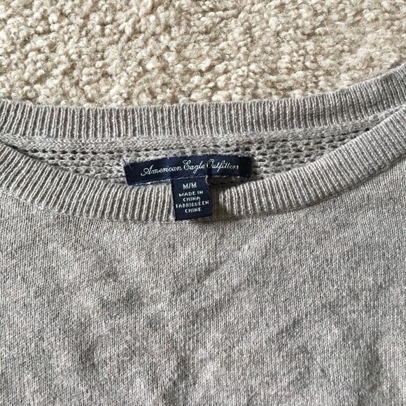American Eagle Gray Sweater Size Medium - Picture 2 of 5