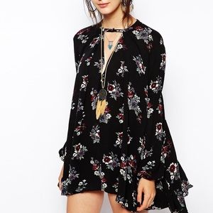 FREE PEOPLE Retro Print Swing Tunic Black Floral