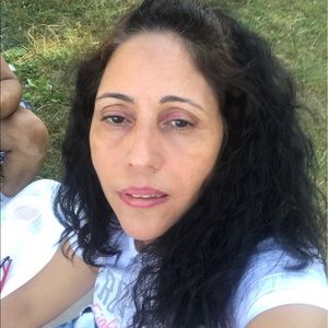 Meet your Posher, Simona