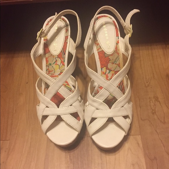 🌸White Steve Madden Wedges🌸 - Picture 1 of 4