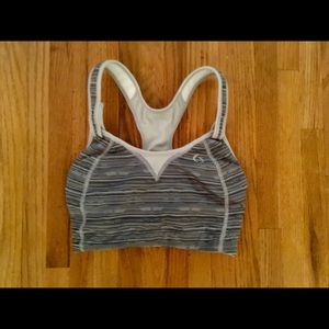 Brooks sports bra