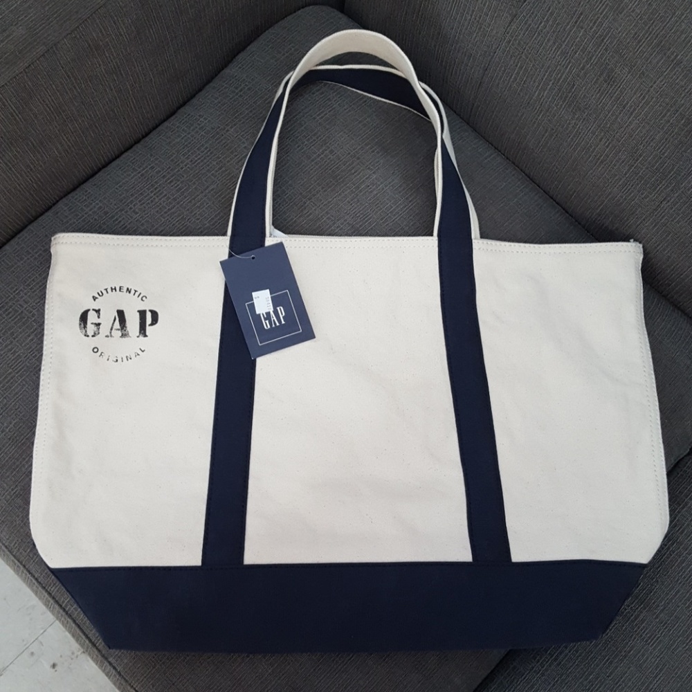 NWT! GAP Beach/Grocery Canvas Tote!!  $16