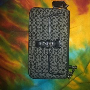 Coach - Black Wristlet