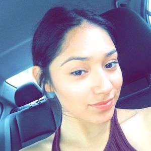 Meet your Posher, Elva