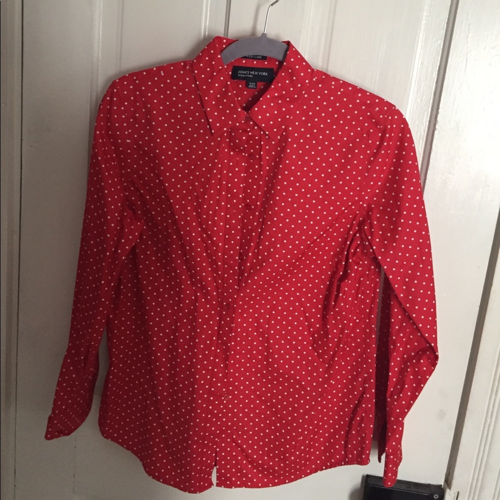 Lady's shirt