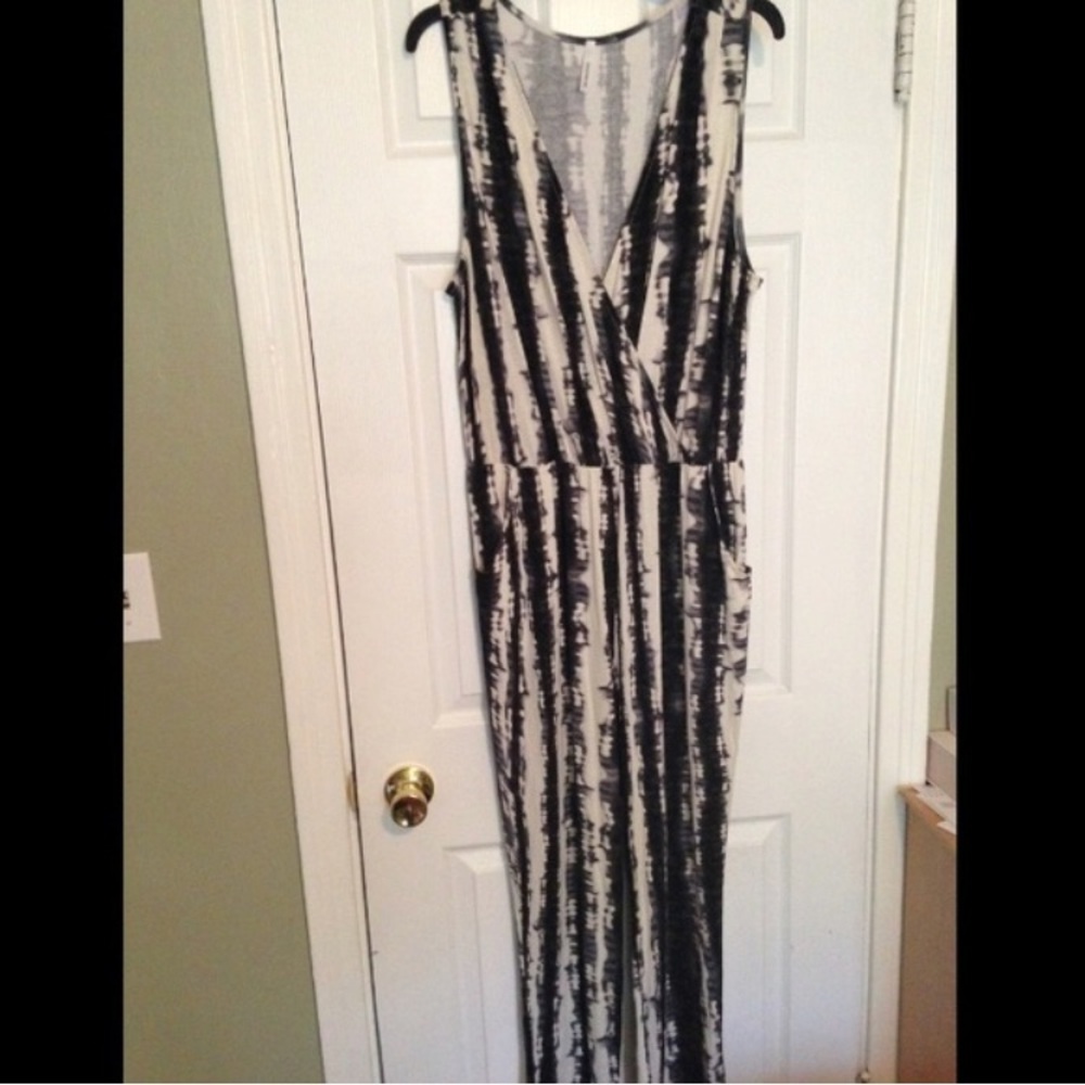 Tye dye patterned jumper, stretchy material