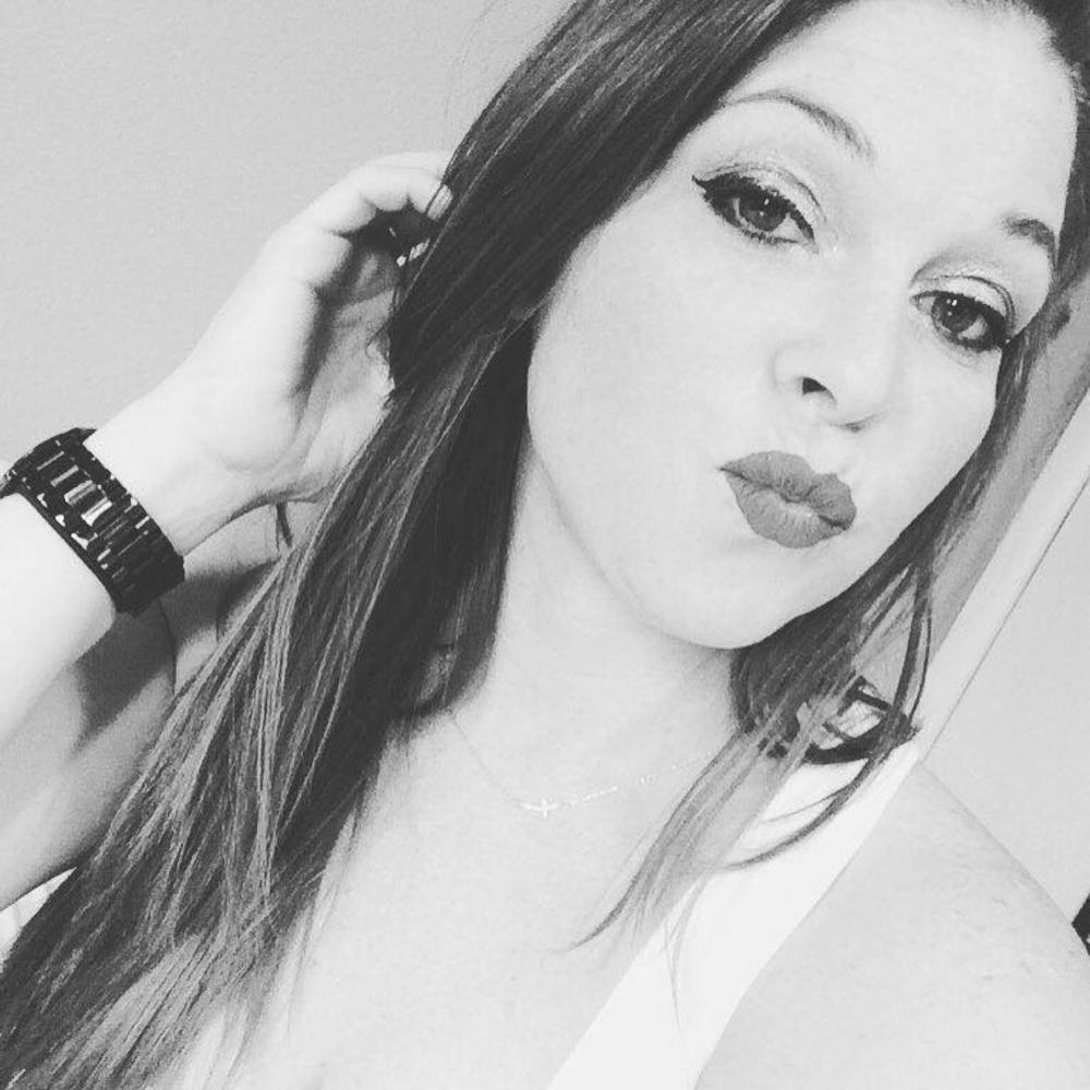 Meet your Posher, Carissa