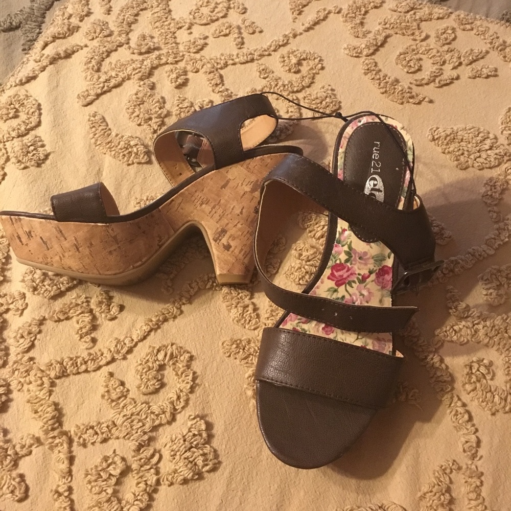 6/7 Rue 21 heels