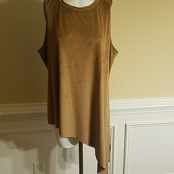 Cato Tops - Cato Plus Sportswear Size 18/20