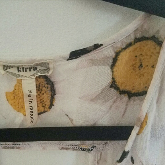 Kirra 🌼 Daisy Crop Top 🌼 [from PacSun] - Picture 4 of 4