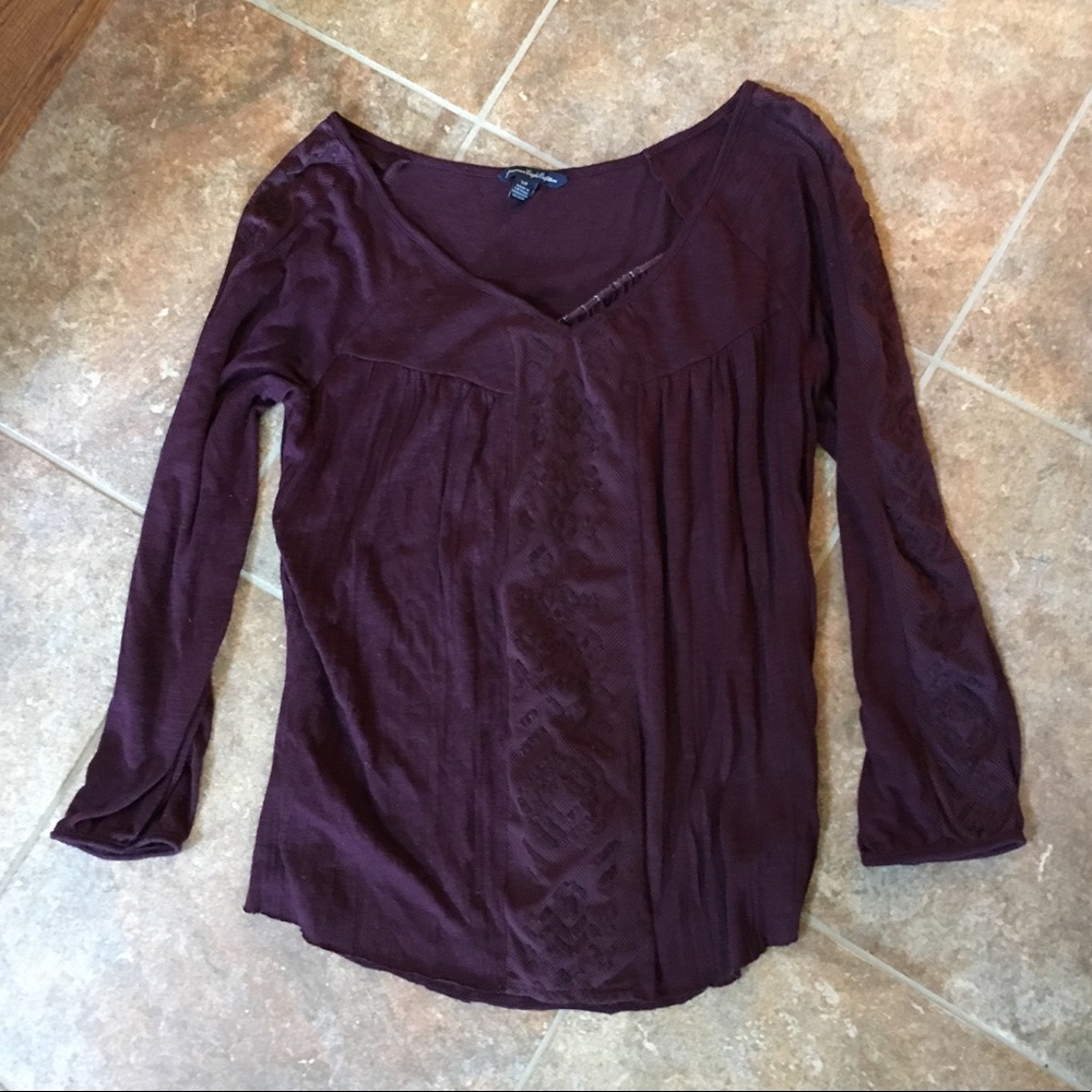 *MOVING SALE*BUY NOW* AEO 3/4 Sleeve Shirt