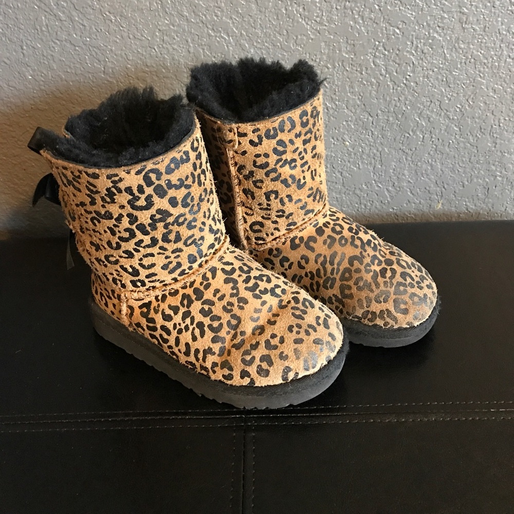 Leopard Ugg boots Toddler 11