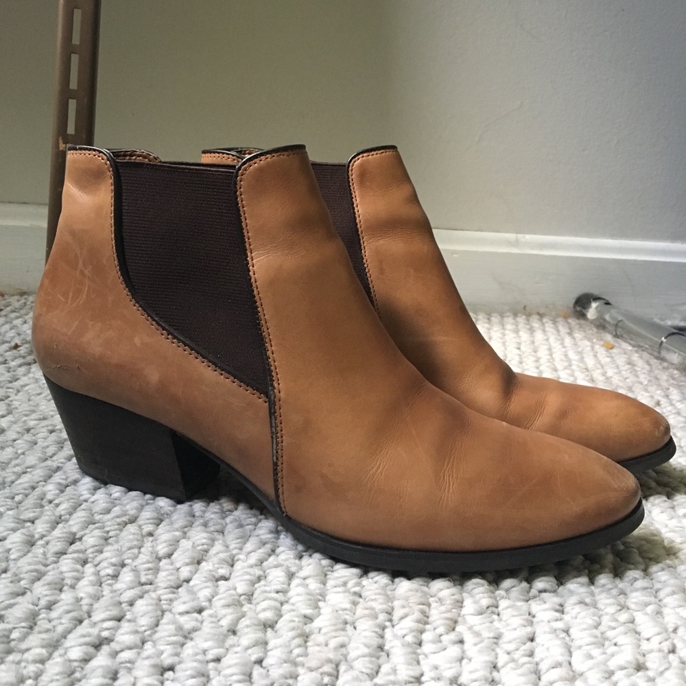 Franco Sarto cognac ankle boot size 8