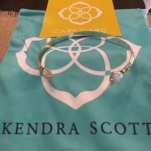 Kendra Scott Grady White Iridescent/ Gold Bracelet