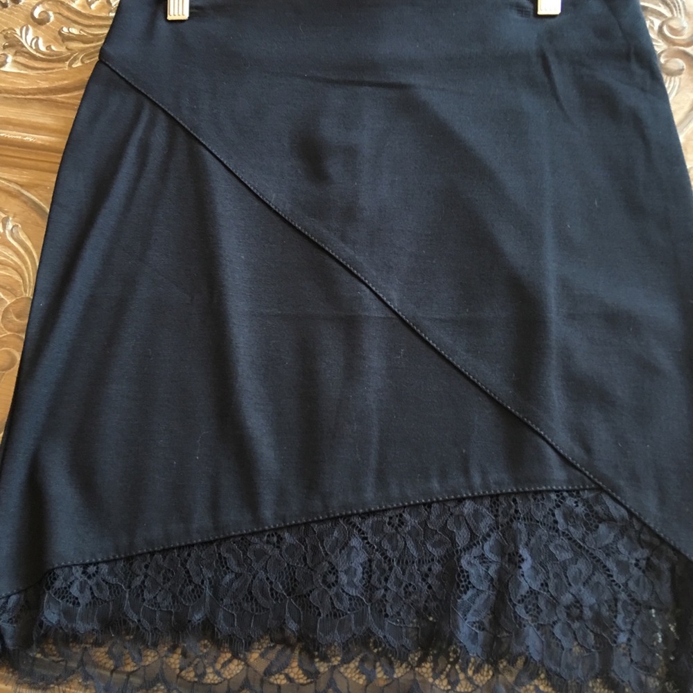 Kenar black lace trimmed skirt gorgeous sz 4 EUC