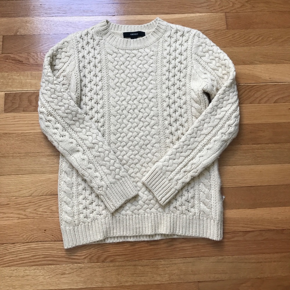 Knitted cream sweater Size S