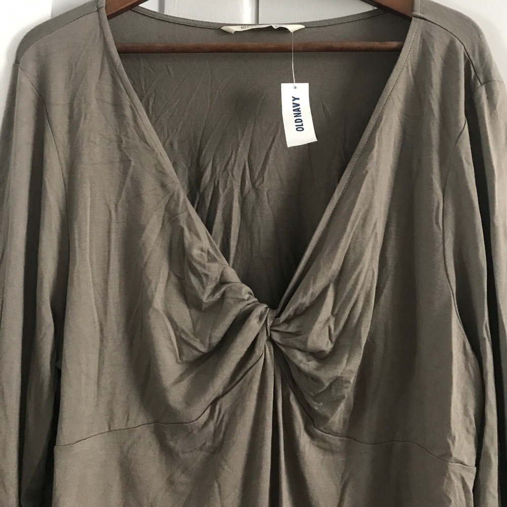 Old Navy Long Sleeve Top - Picture 2 of 4