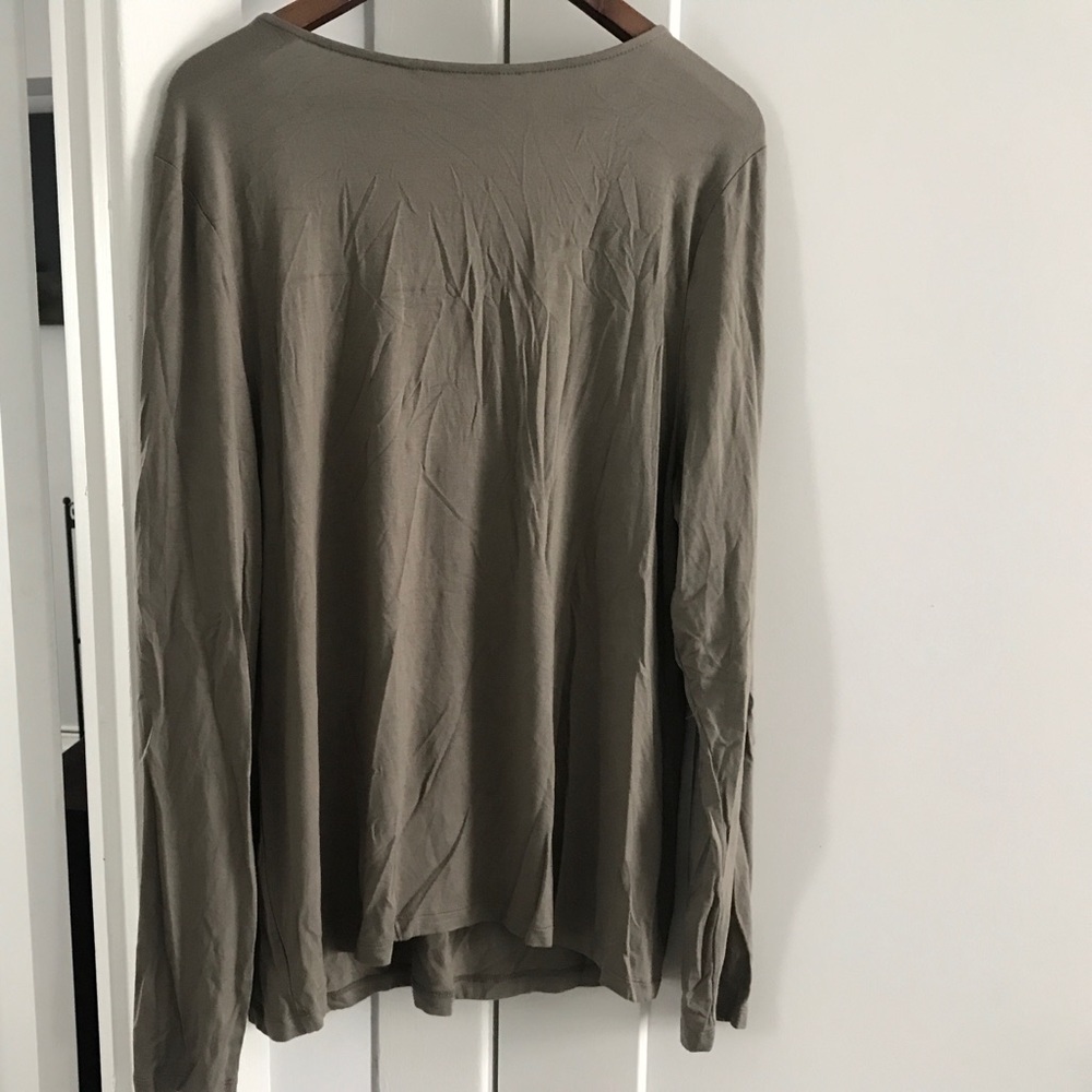 Old Navy Long Sleeve Top - Picture 4 of 4