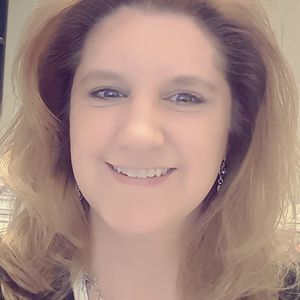 Meet your Posher, Traci