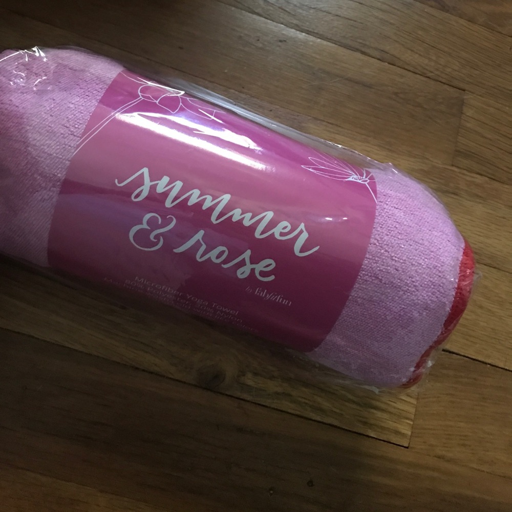 Microfiber yoga towel