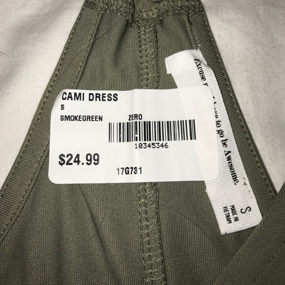 ❌sold!❌ NWT Green Cami Dress - Picture 3 of 4
