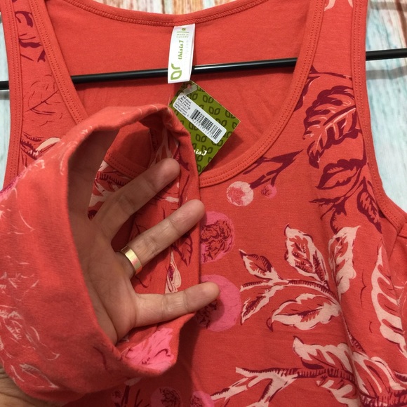 This is j tank top size s new - Picture 4 of 5