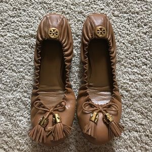 Tory Burch "Reese" tassel flat