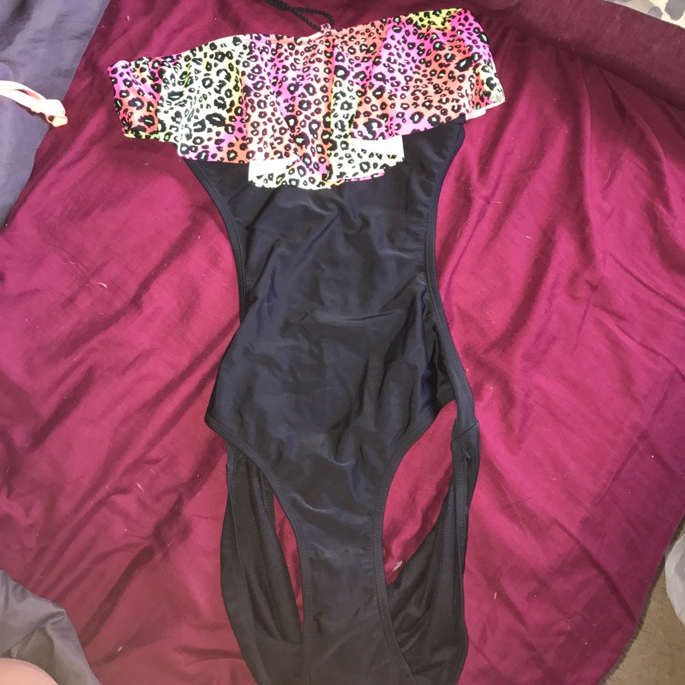 One piece bathing suit