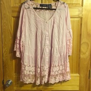 WOMANS PINK LACE BLOUSE